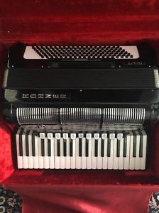 Hohner Accordion Fortyfs 120 Bas