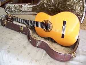 chitarra classica hiroshi tamura