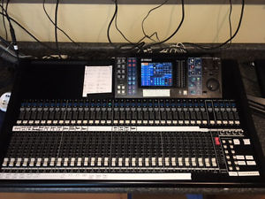 Yamaha LS9 32 Channel Mixing Console
