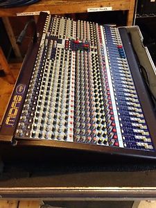 Midas Venice 320 Audio Mixing Console