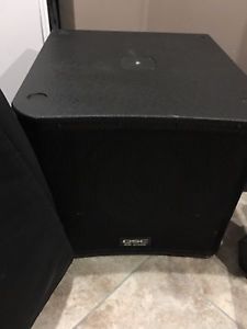 QSC KW181 18quot Powered Subwoof
