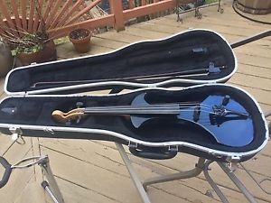 ZETA Strados Modern 4-String Black,