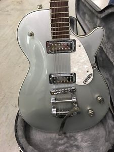 GRETSCH SILVER SOLID BODY 125th ANNIVERSARY ELECTRIC GUITAR WITH BIGSBY