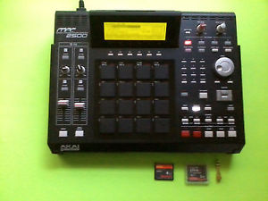 Akai mpc 2500 W/Black Pads