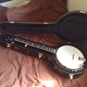 Gold Star GF-85 Flathead Banjo and Superior Case