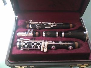 Buffet Crampon E13 B Flat Clarinet In Excellent Condition-Fully Serviced