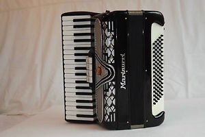 Piano accordion akkordeon  MARINUCCI 80 BASS