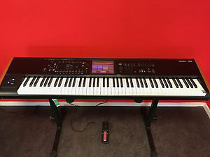 Korg Kronos 2 88 keys with warranty
