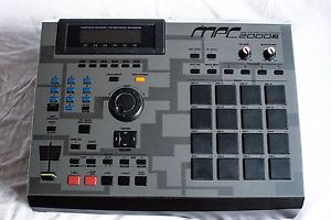 AKAI MPC 2000XL MAXED CF DRIVE EB16 8 OUTS