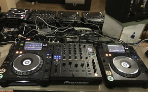 PIONEER CDJ-2000NEXUS DJM-900NXS