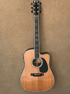 Martin DC-Aura Special Custom Edition