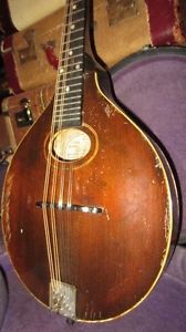 Vintage Circa 1919 Gibson Style A Mandolin Brown Comes With Original Hard Case