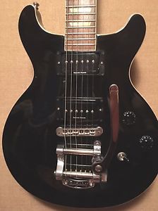 Gibson Les Paul DC Doublecut Classic 2003 Ebony With Bigsby and non Gibson Case