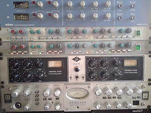 AMEK System 9098 preamp & parametric EQ designed by Neve