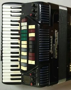 Accordion cordovox super CgV scandalli hand made.reeds 3/5/double tone.chamber g