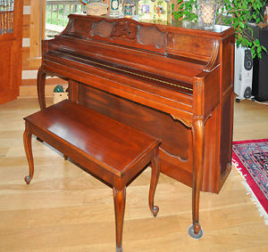 Yamaha Piano w/bench and internal humidifier. Beautiful French Provential style.