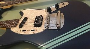 Fender Mustang Kurt Cobain