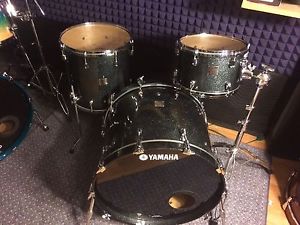 Yamaha Birch Custom Absolute Nouveau Black Sparkle Drum Kit 12 16 24