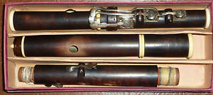 Beautiful Antique Stained Boxwood Flute Pearson of London 36 Bishopgate