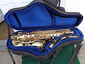 Yanagisawa A-880 alto sax