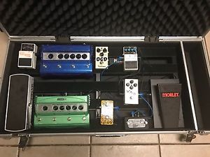 Pedaltrain 32 Inch with Pedals/flight Case Pedal Power 2