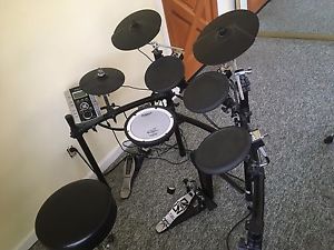 Roland V-Drum TD9 Kit