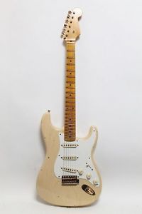 Fender Custom Shop 20th Anniversary Relic Stratocaster Electric Free Shipping