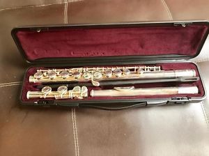 Yamaha Flute YFL 221. Mint. Made In Japan. With stand. Never used. RRP $999