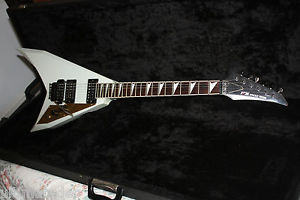 YAMAHA FZ1000 VINTAGE JAPAN RANDY RHOADS TYPE SHARK FIN GUITAR RARE RARE