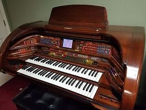 LOWREY SU500 ROYALE ORGAN