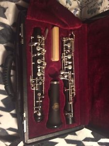 T. Simmonnet Oboe