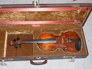 4/4 Used Violin Unlabeled early 1900's w/rectangular case