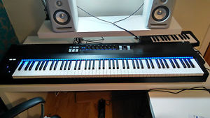 Native Instruments Komplete Kontrol S88 88-Key USB MIDI Keyboard + Software