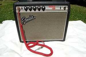 FENDER BRONCO  VIBRATO TUBE GUITAR AMPLIFIER 1970 VINTAGE U.S.A.