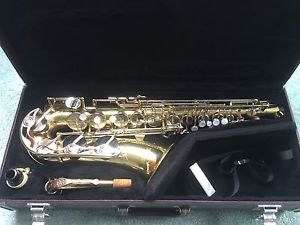 YAMAHA YAS-23 Alto Saxophone