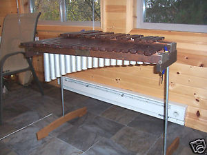 Vintage Deagan model 836 Super lite-wate Xylophone Rosewood keys  V Good cond.