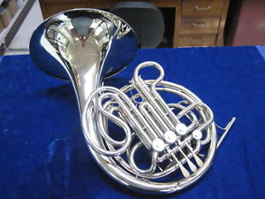 DEMO CONN 8D DOUBLE FRENCH HORN WITH WARRANTY, MINT!