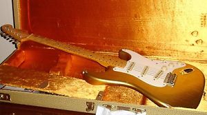 Fender Custom Shop Time Machine 57 Reissue Light Relic HLE Gold excellent