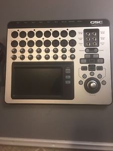 Good Conditions QSC 16 Channels Mixer
