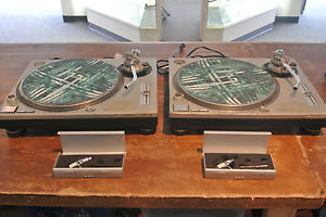 TECHNICS SL-1200 MK2 DIRECT DRIVE TURNTABLE Pair WITH CARTRIDGES