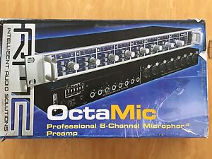 RME Octamic D  8-channel Microphone Preamp/ AD Converter w ADAT Output
