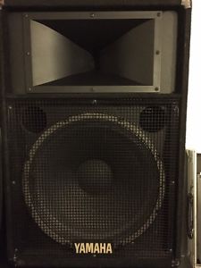 2 x Yamaha S115IV 15" Disco Loud Speakers 1000w Powerful Stage PA Wedge Monitor