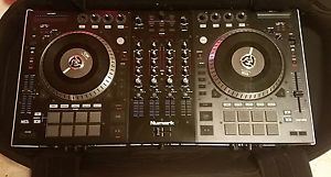 Numark NS7II Controller w/Gator Soft-Case (Two Knobs and USB Port to Replace)