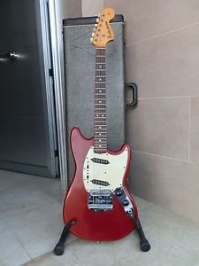 Vintage Fender Mustang 1966 Red