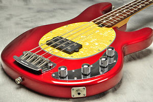 MUSIC MAN Limited Edition Stingray 4 Radiance Red Black head stock, f0365