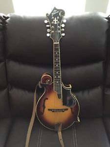 Flatiron Festival Mandolin!  Excellent Condition!