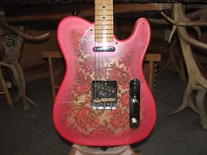 Fender Telecaster pink paisley (Japan)
