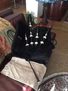 David Naill DN5 Custom Bagpipes, Pristine