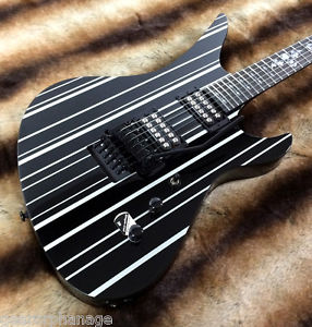 Schecter Synyster Gates Custom Black w/ Silver - 2nd