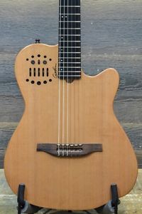 Godin Multiac ACS Cedar Natural SG "SF" Electro-Classical Guitar w/Bag #16054142